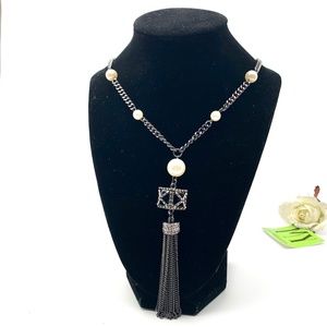 Jennifer Lopez Tassle Black and Faux Pearl Necklace